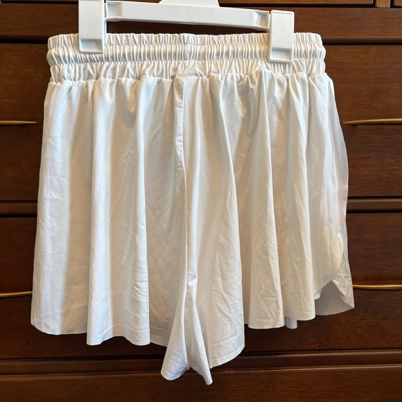 Love Tree Two In One White Drawstring Active Skort Small - Picture 2 of 6